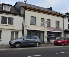 Propriete de rapport - Immeuble mixte - Neufchateau Belgique