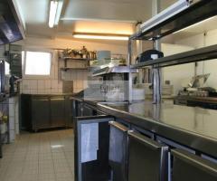 Locaux de restaurant entierement equipes a vendre pres de la Gare de Luxembourg - 192 m2